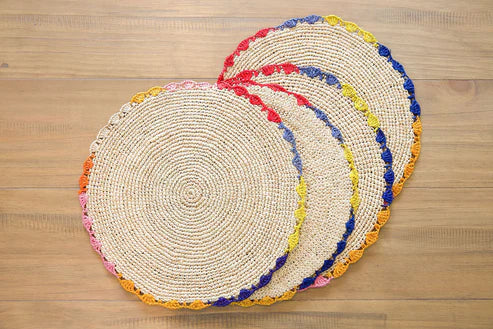 Aura raffia tabletop, colorful edge placemat