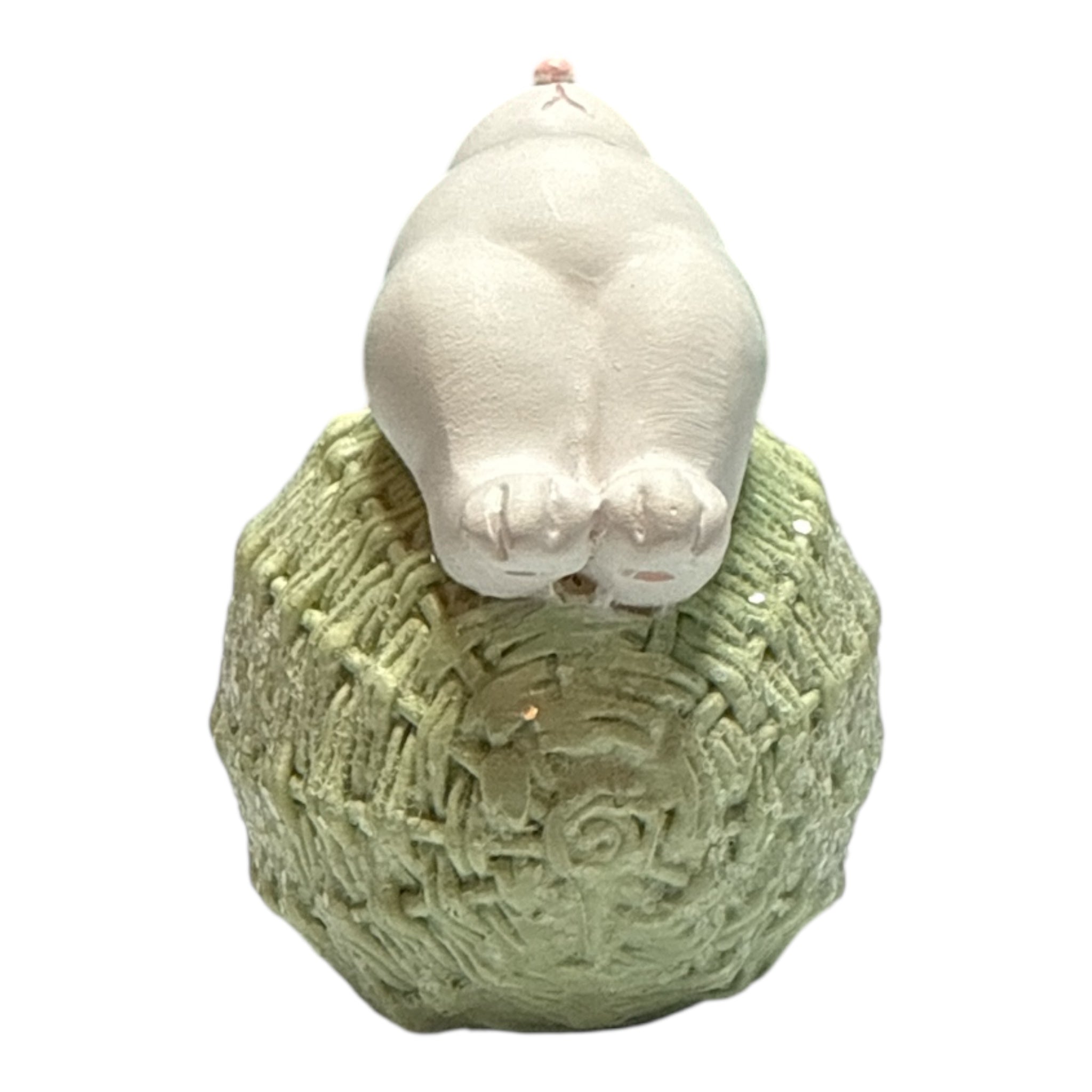 Banners Hallmark Shop Bunny on Egg (Green)