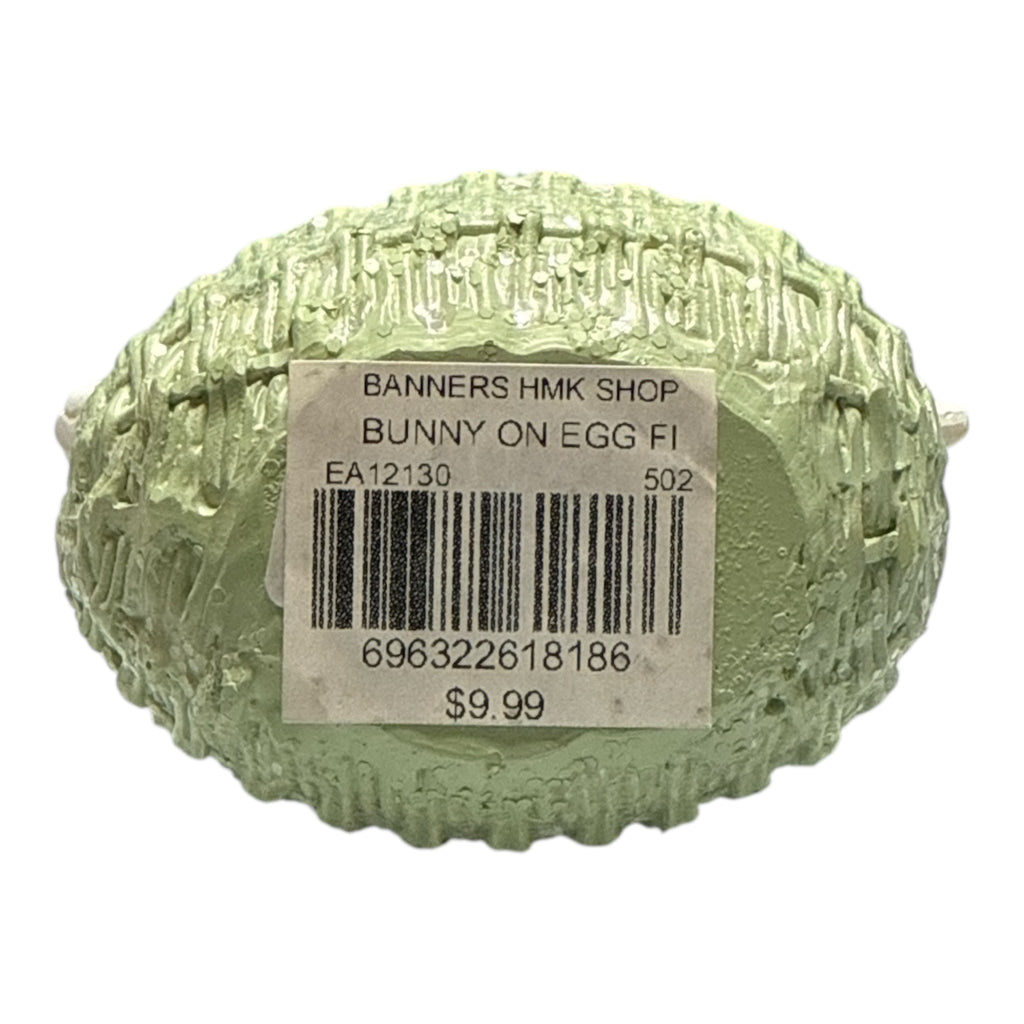 Banners Hallmark Shop Bunny on Egg (Green)