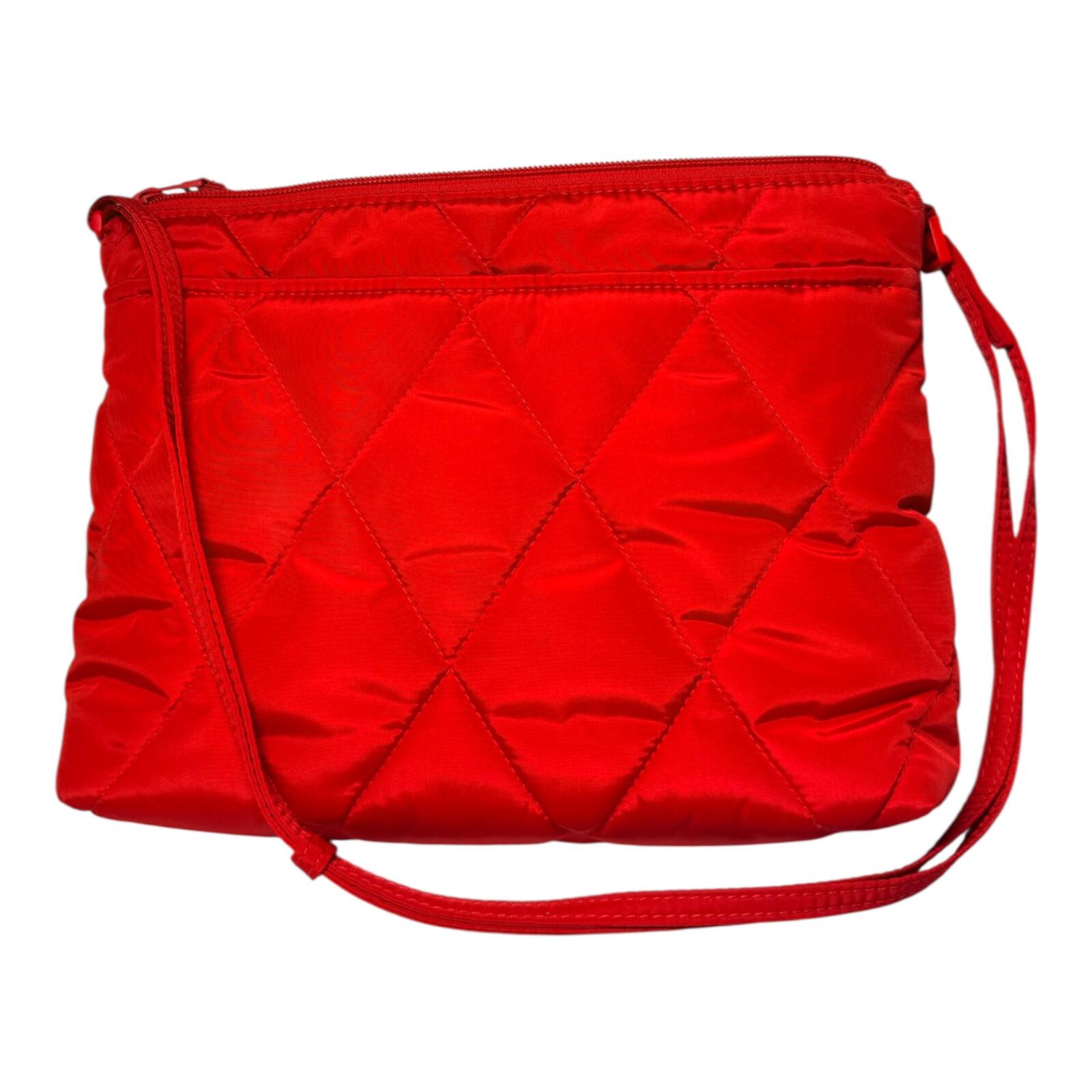Quilted Red Crossbody Bag with Patterned Interior
