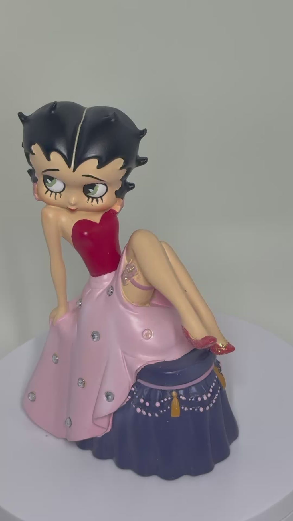 Betty Boop 'Heart of Hope' Breast Cancer Awareness Resin Figurine